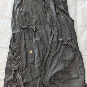 Hunter Green - With Gold Detail - Vest - size Small
